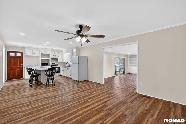 Foto del edificio - Spacious 4BR House in Mooresville