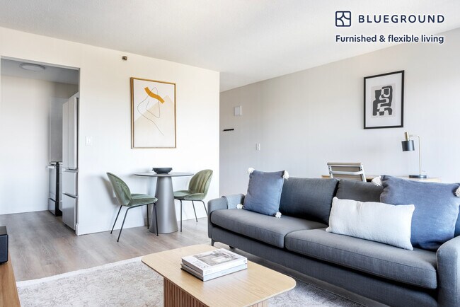 Foto del edificio - 270 Babcock St