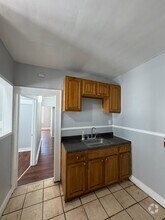 Building Photo - 22 McKay Ave