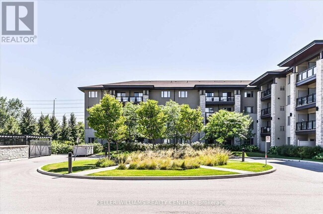 Building Photo - 570-570 Lolita Gardens