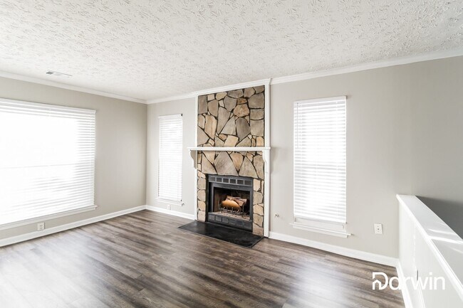 Foto del edificio - 4313 Crestridge Ln