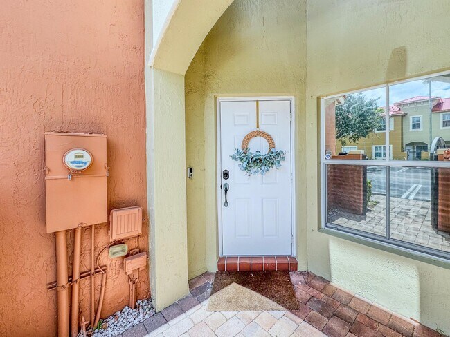 Foto del edificio - 255 Lake Monterey Cir