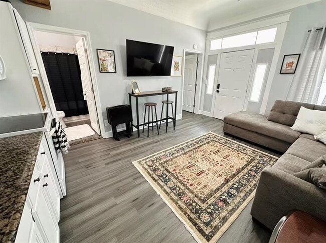 Foto del edificio - 2510 W Main St