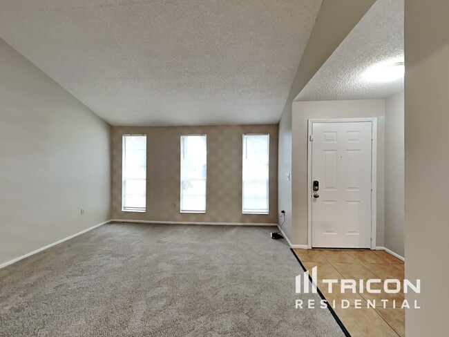 Building Photo - 7425 Willow Wisp Drive W Lakeland FL