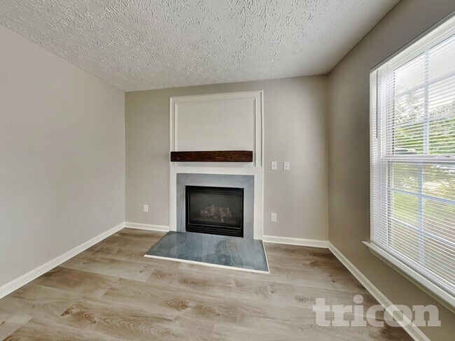 Foto del edificio - 1829 Elkpark Dr