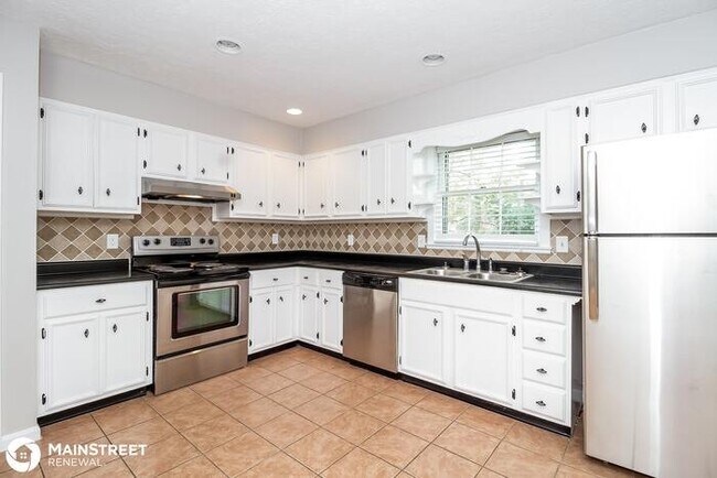 Foto del edificio - 3312 Hunsinger Ln, Louisville, KY 40220