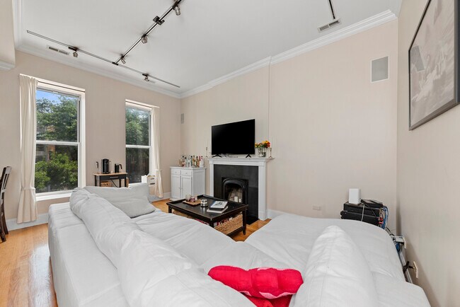 Foto del edificio - 456 W Armitage Ave