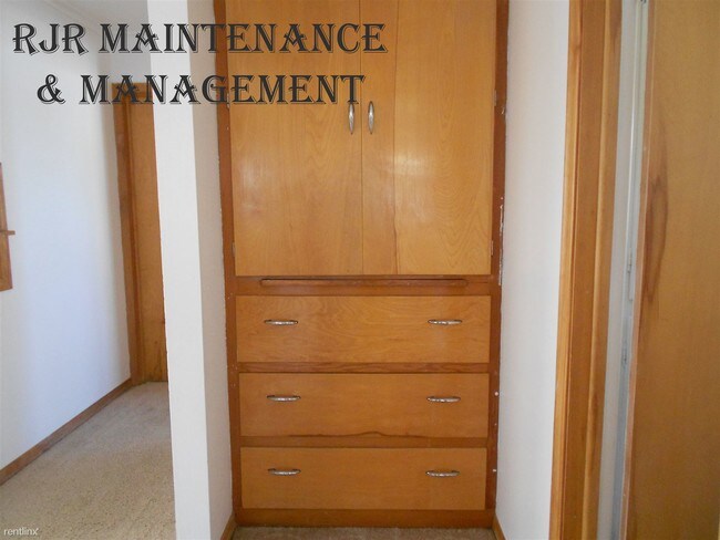 Foto del edificio - 3 br, 1 bath Apartment - 1015 N 3rd St Apt 3