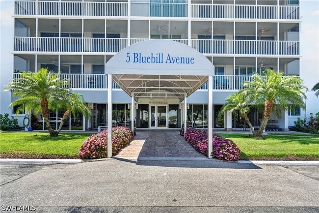 Foto del edificio - 5 Bluebill Ave