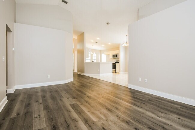Building Photo - 92 Abbey Hollow Dr