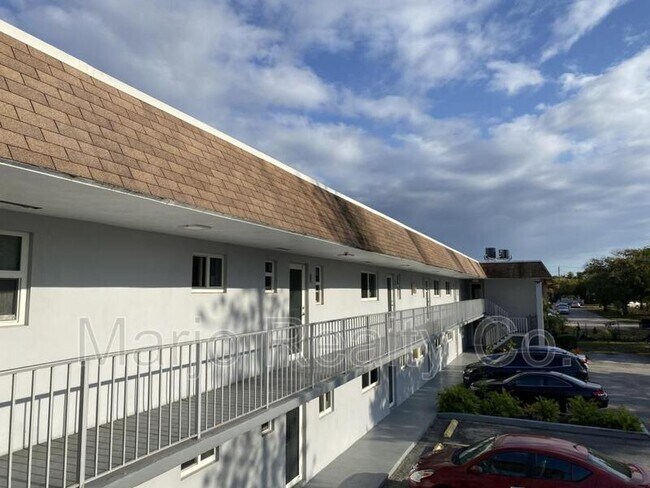 Foto del edificio - 19255 NE 2nd Ave