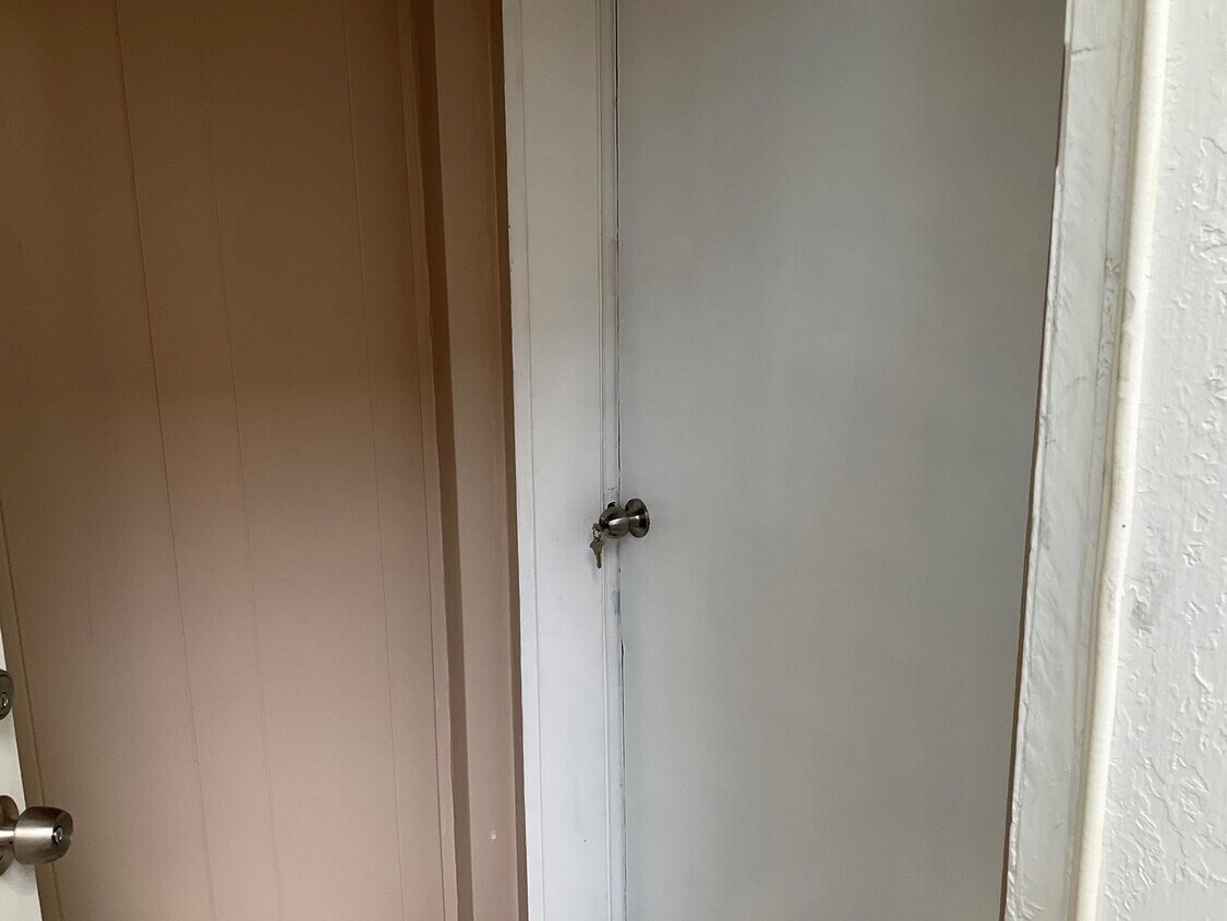 3055 Eastchester Rd Unit NA, The Bronx, NY 10469 Room for Rent in The Bronx, NY