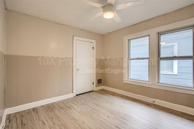 Foto del edificio - 1097 E 16th Ave