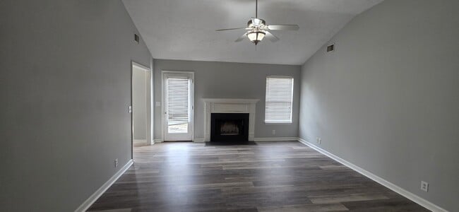 Photo - 1183 Catawba Way House