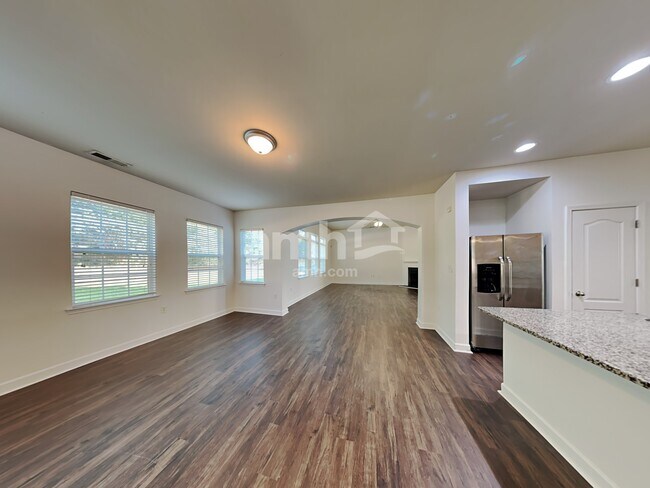 Foto del edificio - 12326 Scott Creek Dr