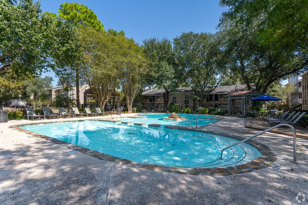 The Abbey At Enclave Apartments 1910 Westmead Dr Houston, TX