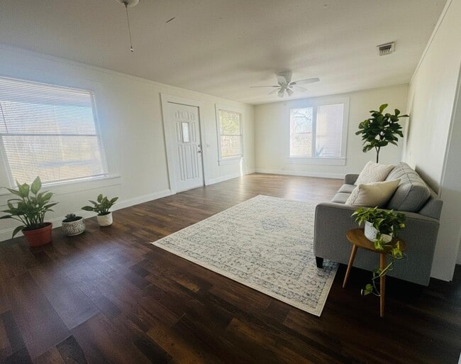 Foto del edificio - 15 E 24th St