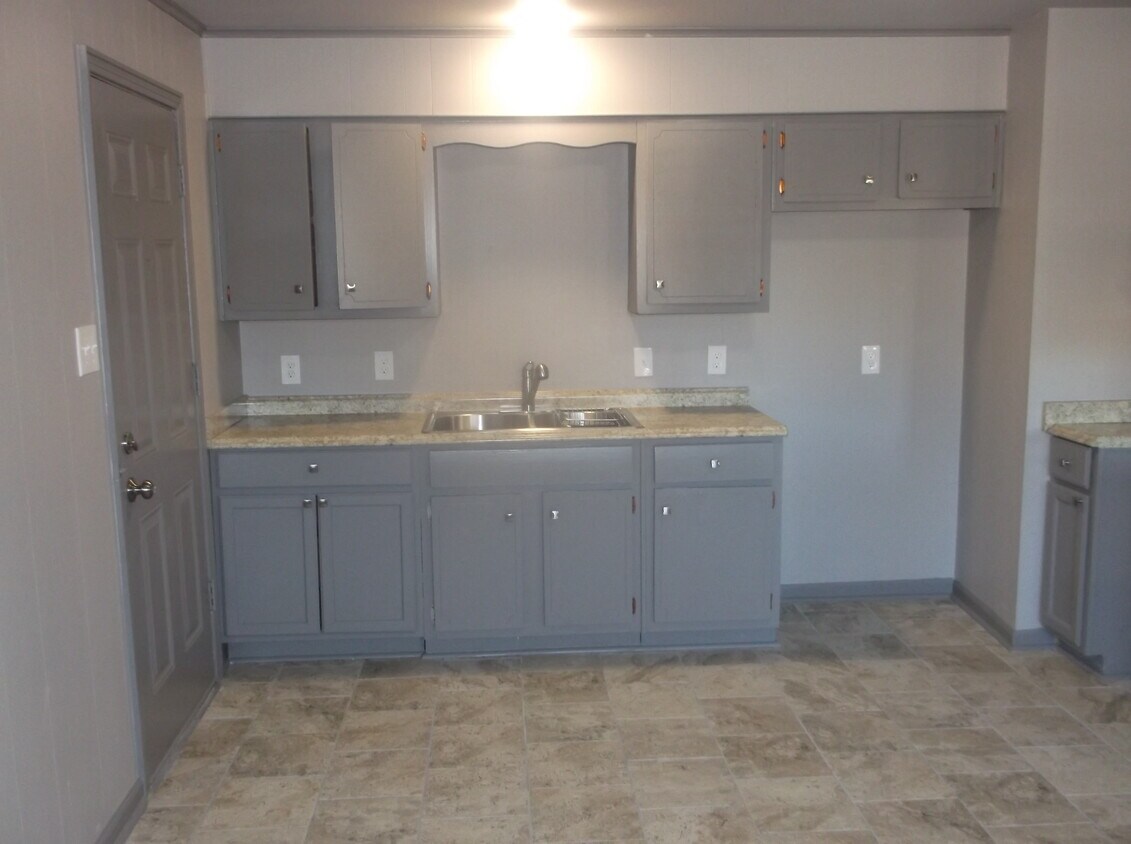 3526 New Horn Lake Rd, Memphis, TN 38109 House Rental in Memphis, TN