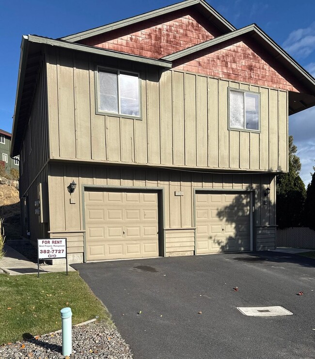 Building Photo - 1431 Lucinda Ct