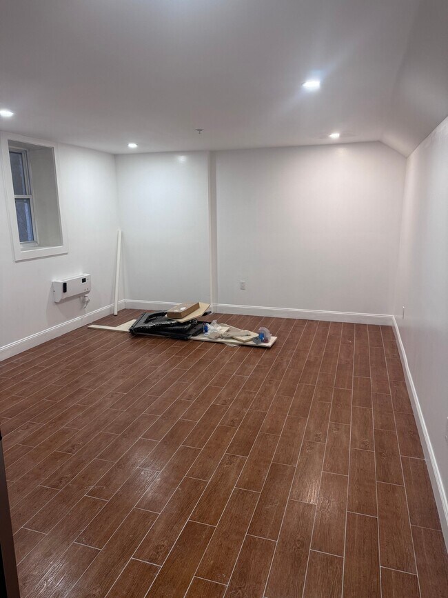 Foto del edificio - 647 N 16th St