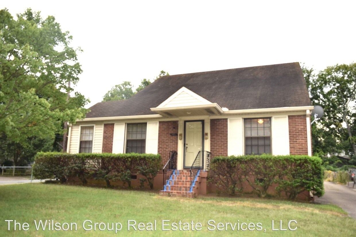 Primary Photo - 2801 Blakemore Ave
