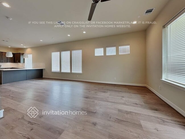 Building Photo - 721 Wilshire Brook Ln