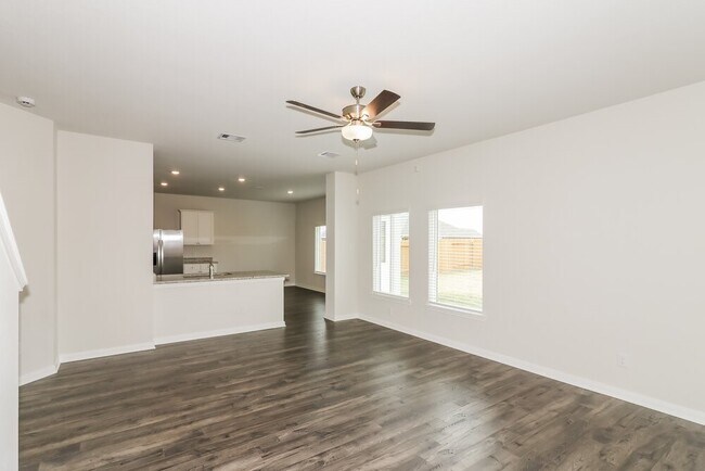 Foto del edificio - 413 Polly Grv Dr