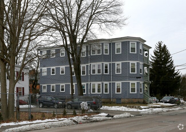 Building Photo - 180-182 Green St