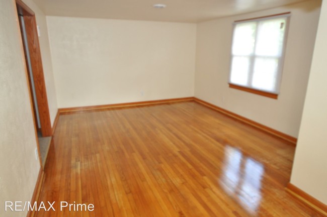 Building Photo - 3 br, 2 bath House - 5900 Arden Street