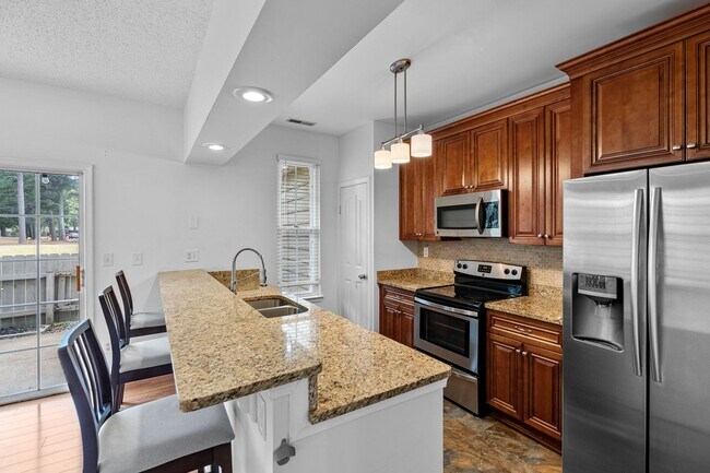 Foto del edificio - Stunning 2-bed condo in Virginia Beach
