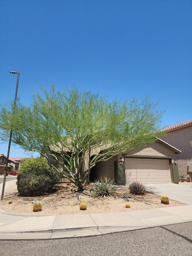 Primary Photo - "Charming Anthem Retreat: 3-Bed, 2-Bath Ge...