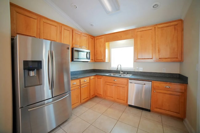 Building Photo - 3208 Gallant Fox Trail