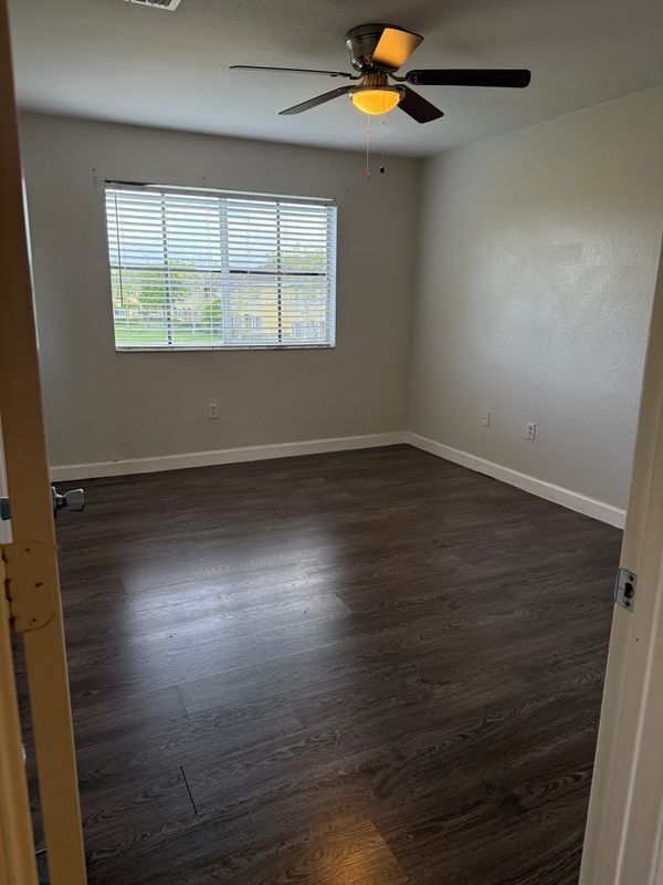 Foto del edificio - 6054 SW 19th Ct