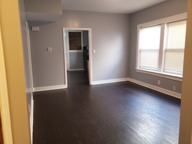 Building Photo - 7938 S Langley Ave