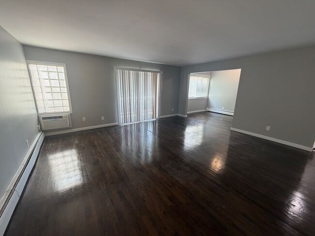 Living Room & Dining Room - Stewart Woods
