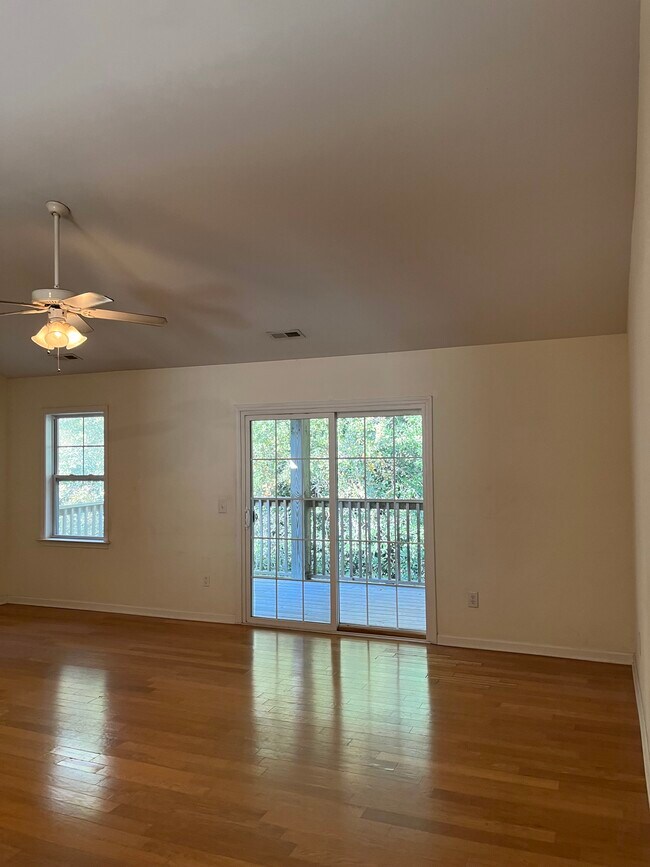 5132 Greenville Loop Rd Unit 5132C, Wilmington, NC 28409 Condo for