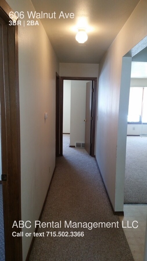 Foto del edificio - 606 N Walnut Ave