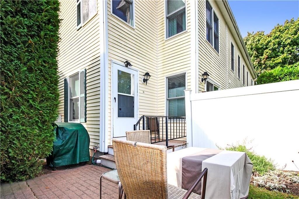 153 High St Unit 26, Westerly, RI 02891 Condo for Rent in Westerly