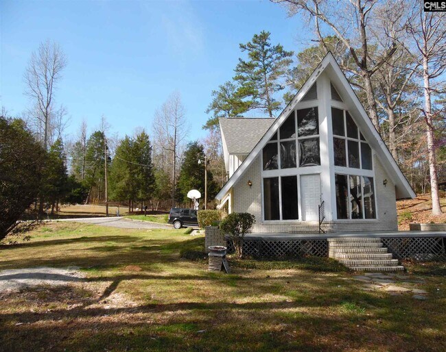 Building Photo - 2250 Beechcreek Rd