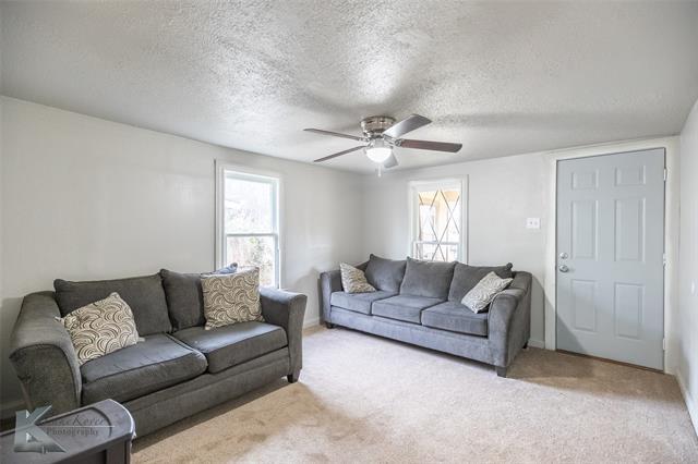 Building Photo - 818 Ballinger St