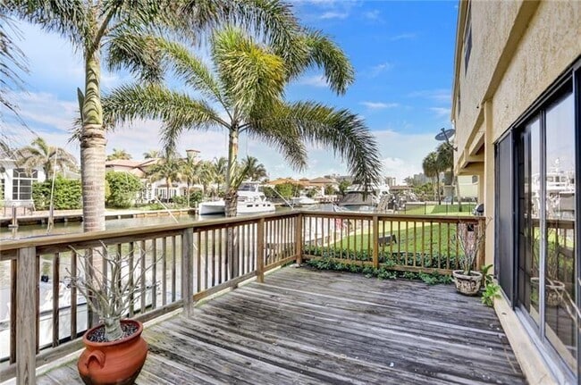 Foto del edificio - 4300 S Ocean Blvd