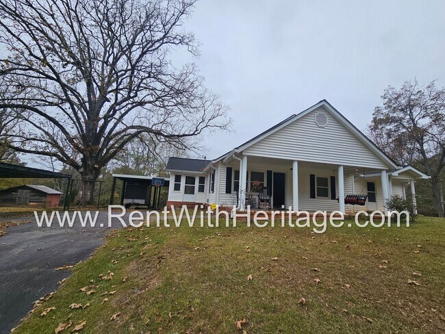 Building Photo - WOW!!!..GRANPA'S BUNGALOW /AWESOME RANCH HOME/ NATURE LOVER'S DREAM / GREAT LOCATION