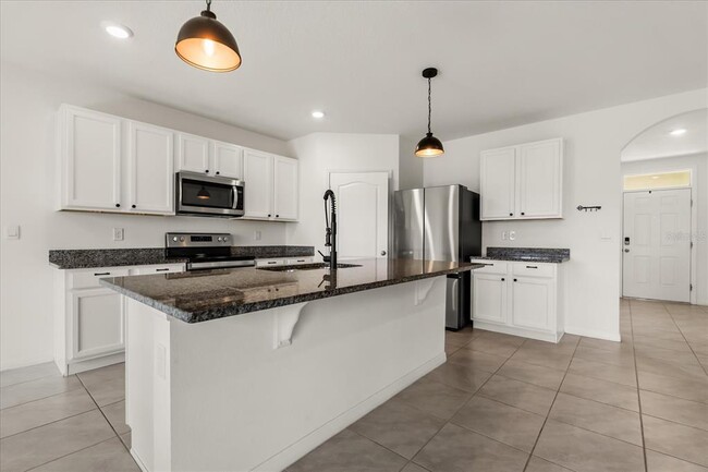 Foto del edificio - 6814 Grace Hammock Rd
