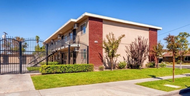 Building Photo - 1368-1396 E San Bruno Ave