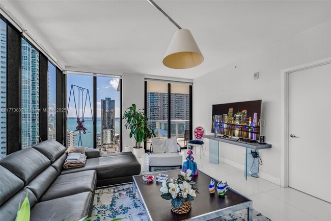 Foto del edificio - 1010 Brickell Ave