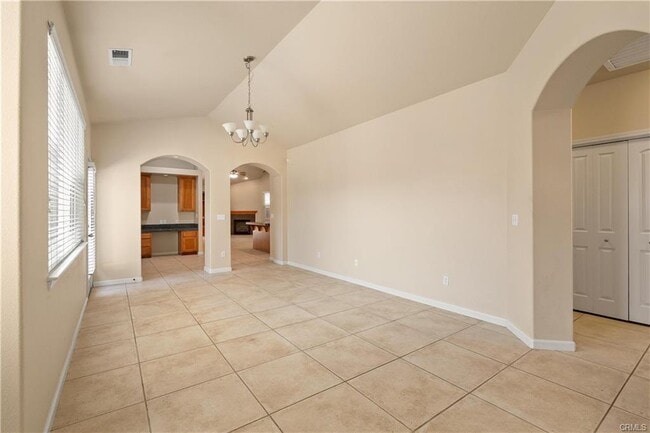 Building Photo - 1033 Raven Ln