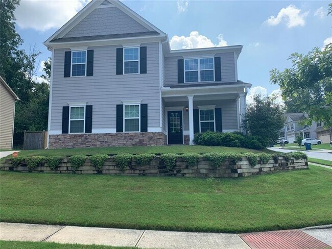 Foto del edificio - 737 Pine Ln