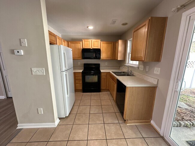 Foto del edificio - 12346 Hennigan Pl Ln