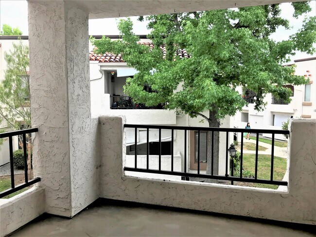 Building Photo - 8449 Westmore Rd