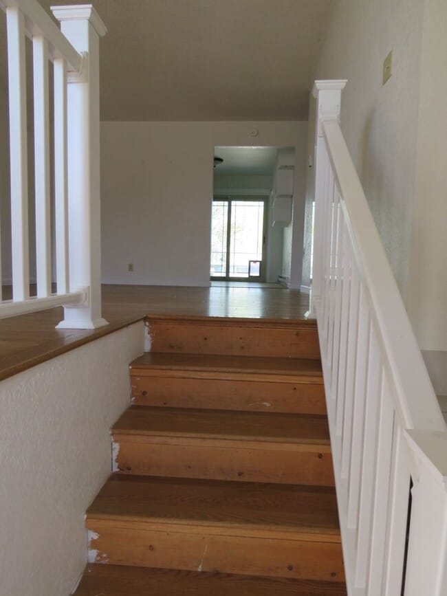 Building Photo - 317 Jackson St